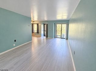 1004 Timber Crk, Lindenwold, NJ 08021