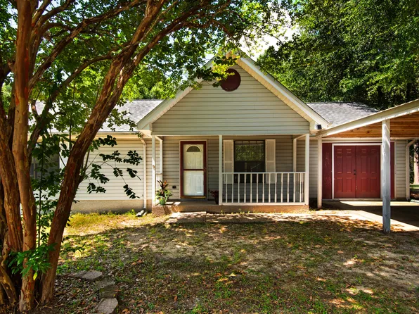 223 Pinoak Ct W, Crestview, FL 32539