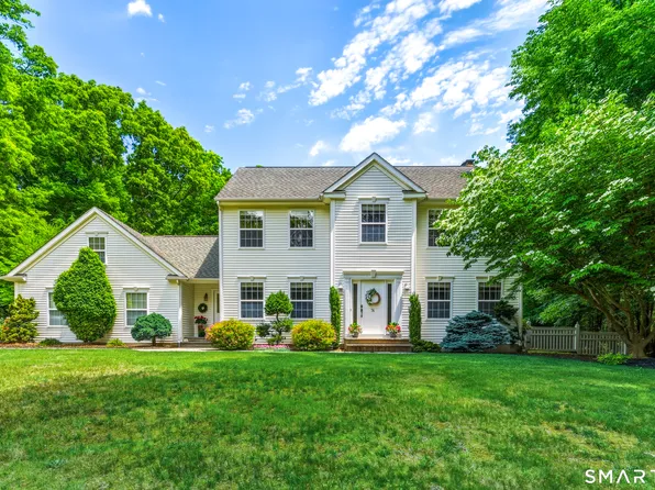 74 Avebury Lane, Tolland, CT 06084
