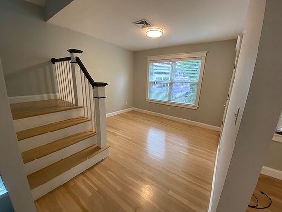 3rd image of 39 Garrison Ave