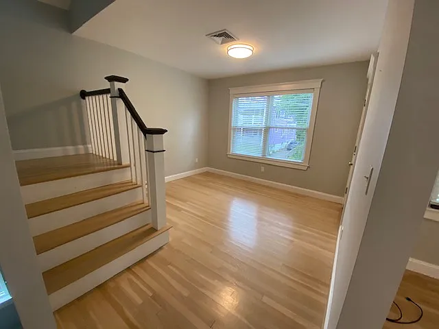 39 Garrison Ave — Photo 3