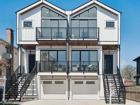 1005 E 55th Ave #1, Vancouver, BC V5X 1N8