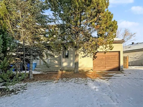 114 W Bird Cres, Wood Buffalo, AB T9H 4T2