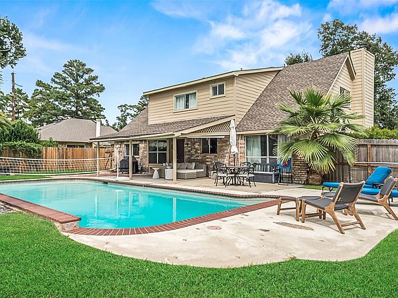2nd image of 22303 Meadowrock Dr