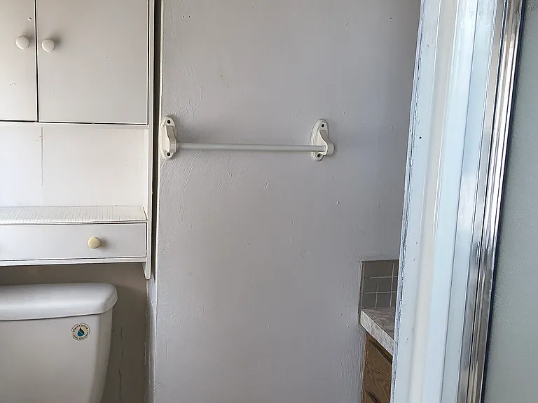410 W Main St #5 — Photo 3