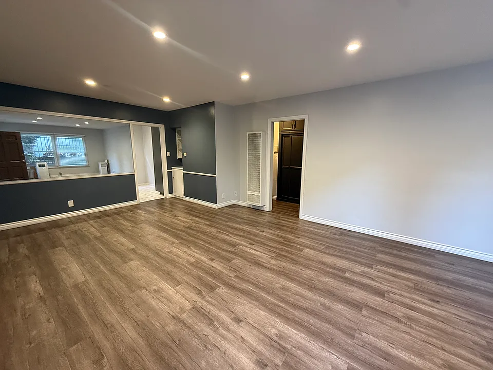 1222 McClellan Dr #1