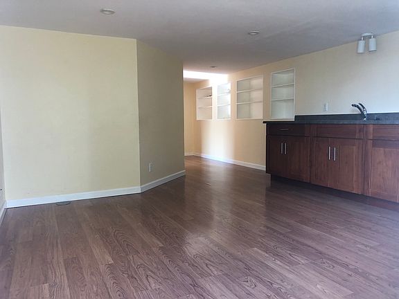 3rd image of 1361 Frank St