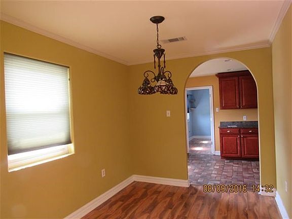 2nd image of 7401 Weaver Ave