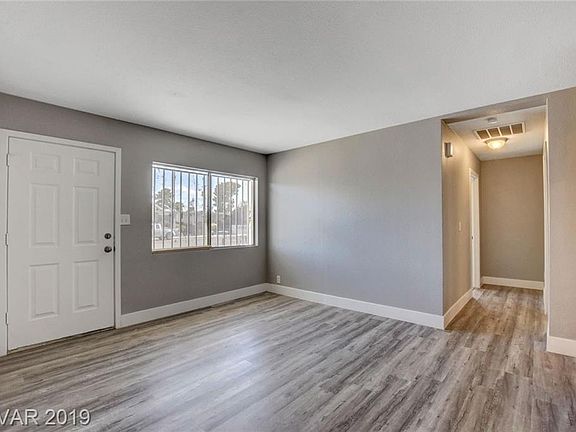 4th image of 4920 E Harmon Ave