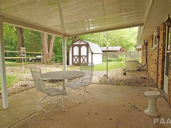 5th image of 1212 N Schneblin Ln
