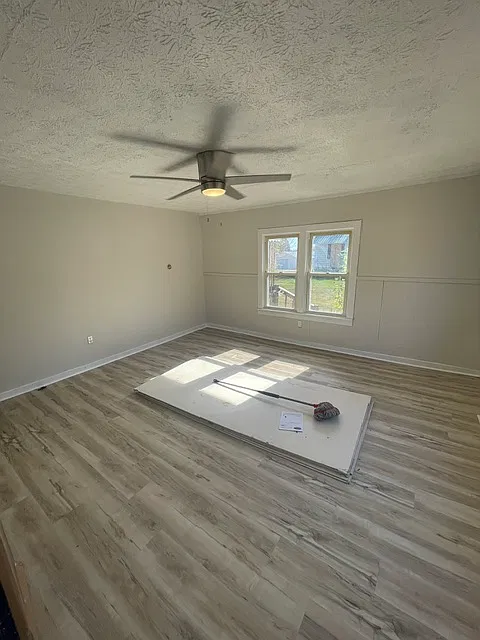 4 bed, 1200 sqft, $1,375 — Photo 3