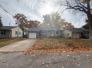 1951 Florida Ct, Decatur, IL 62521