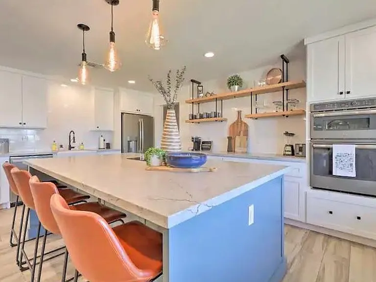 2169 E Broadmor Dr — Photo 5