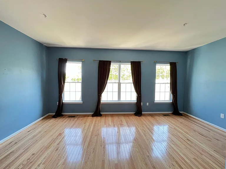 13027 Town Commons Dr — Photo 12