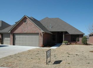 17508 Silverhawk Way, Edmond, OK 73012