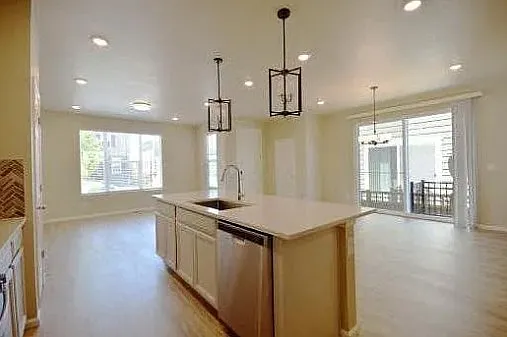 8204 S Trails Edge Ct — Photo 4