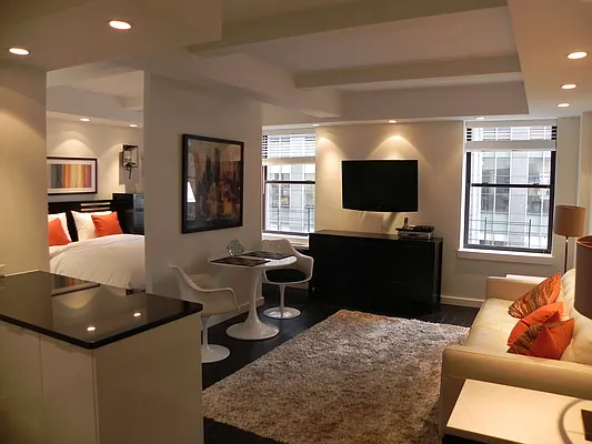 Rented by Empire State Properties | media 1
