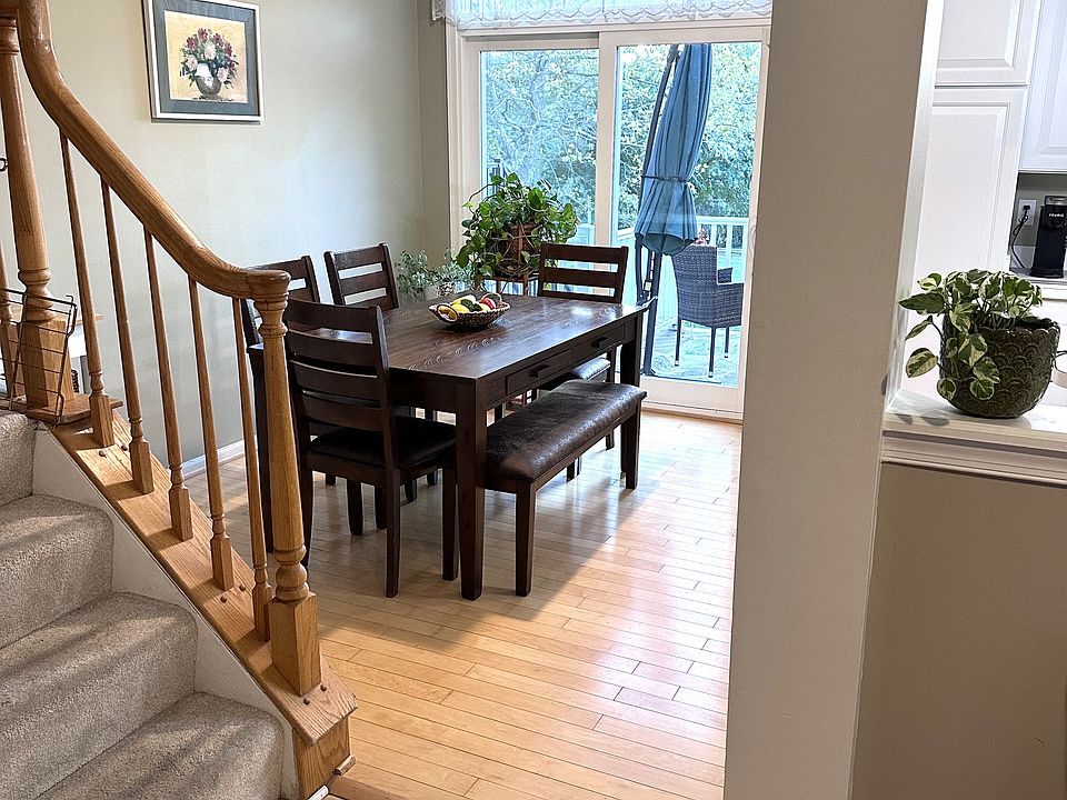 1st image of 400 Amelanchier Ct #400