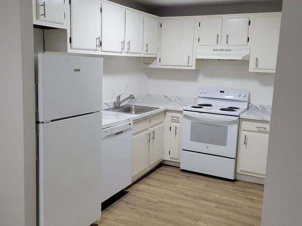 328 Greenwood St APT D2