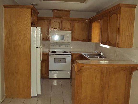 4th image of 2007 Agua Fina APT 3