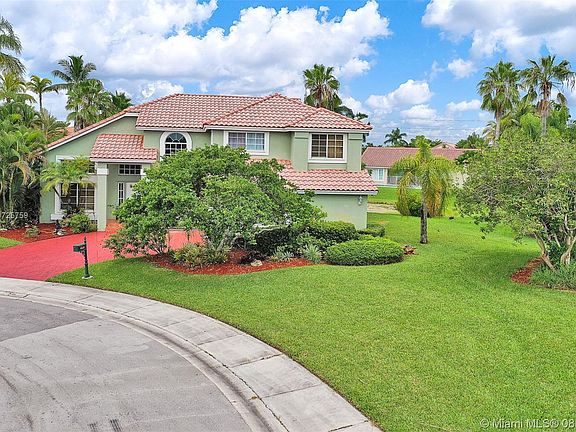 5th image of 1065 Capistrano #1065