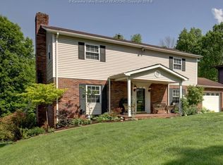 1419 Princess Dr, South Charleston, WV 25309