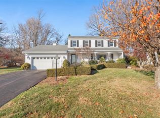 7 Sherrywood Rd, Wappingers Falls, NY 12590