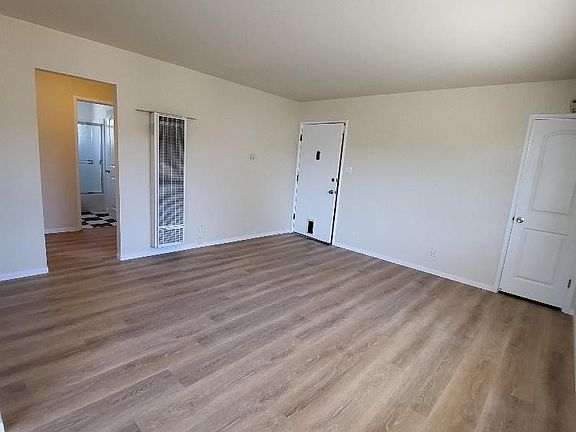 5th image of 5850 El Dorado Ave