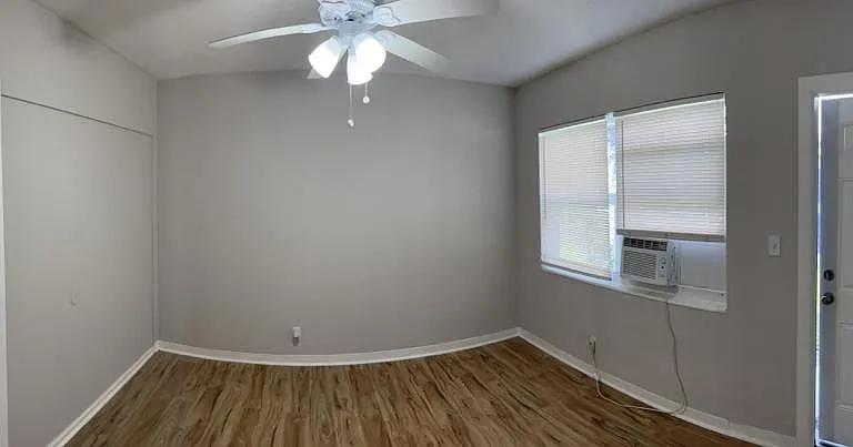3071 NW 9th Ave #4 — Photo 6