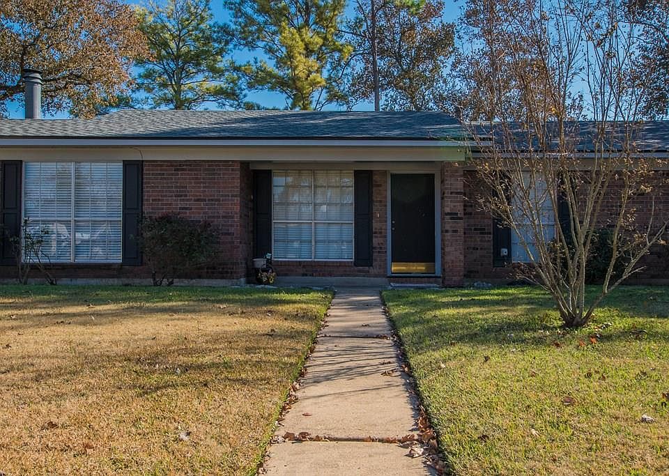 1st image of 6128 Skylark Dr