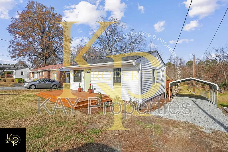 2 bed, 2.0 bath, 784 sqft, $1,600 — Photo 2
