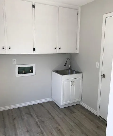 2709 Salem Dr — Photo 5