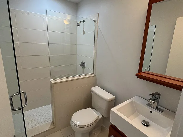 2127 Christian St #3 — Photo 11
