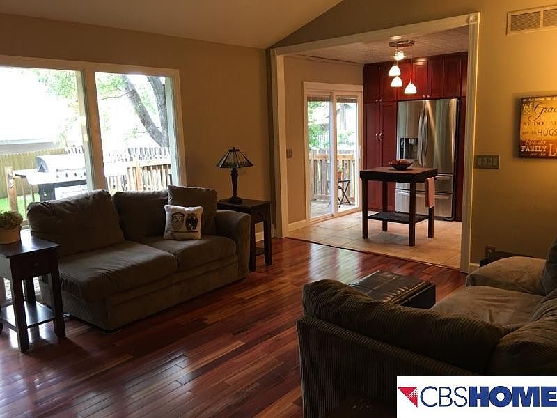 1st image of 15318 Blackwell Dr