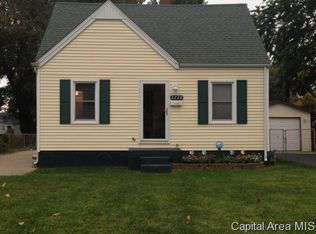 2220 E Keys Ave, Grandview, IL 62702