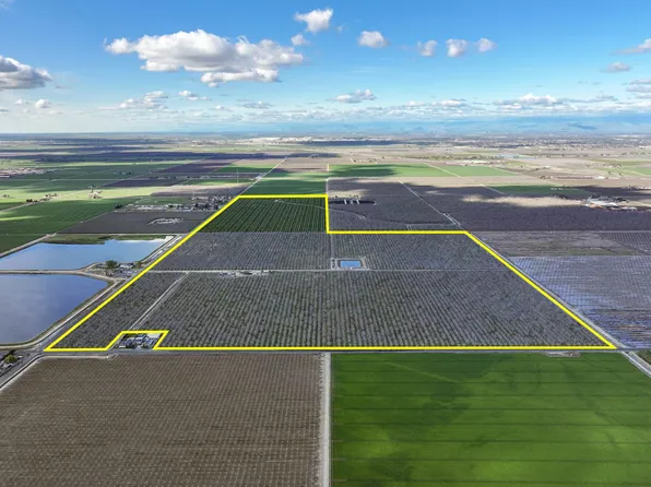 3290 N Enterprise Street, Tulare, CA 93274