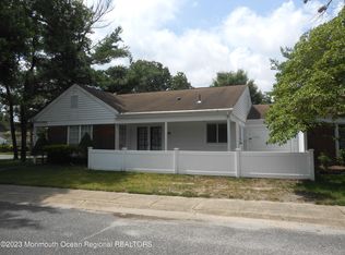 664A Ingham Ct, Manchester, NJ 08759