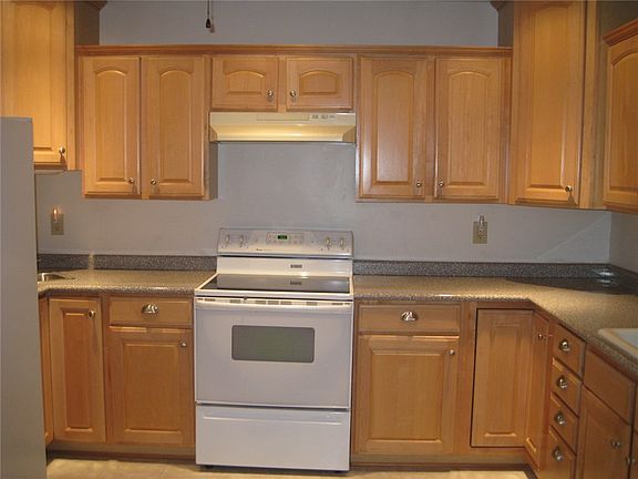 4th image of 4120 Thrush Dr