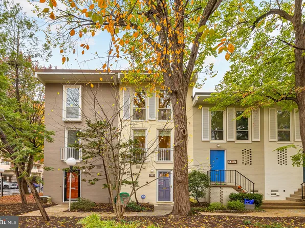 813 Delaware Ave SW #229, Washington, DC 20024