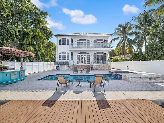 2nd image of 7556 W Treasure Dr #0
