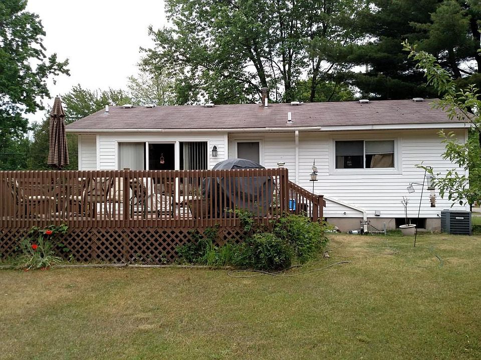 2nd image of 512 Aue Rd