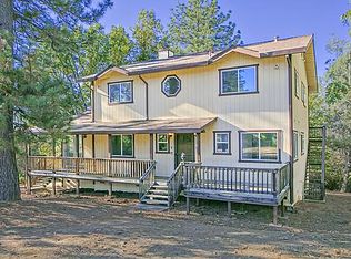 7481 Schoolhouse Rd, Somerset, CA 95684