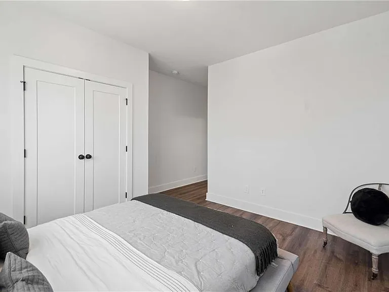 1350 May Ave SE #9 — Photo 27