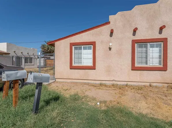 967 S 37th Ave #B, Yuma, AZ 85364