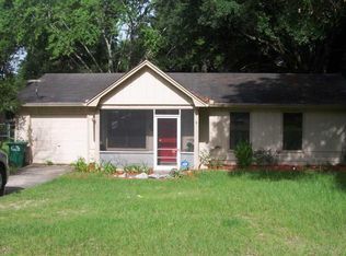 5881 Cypress Cir, Tallahassee, FL 32303