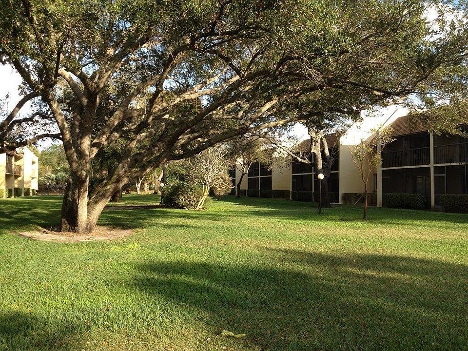1st image of 2895 SW 22nd Ave #2070