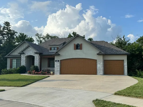 5205 Shoal Creek Ct, Columbia, MO 65201