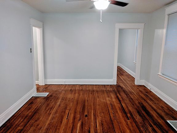 4th image of 2615 Robertson Ave #1