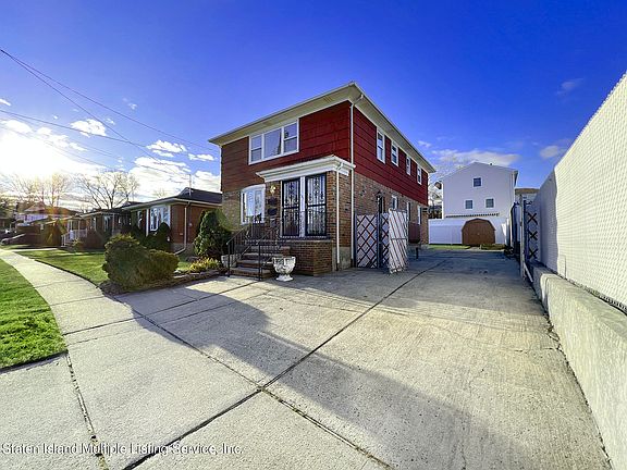 2nd image of 131 Ogorman Ave