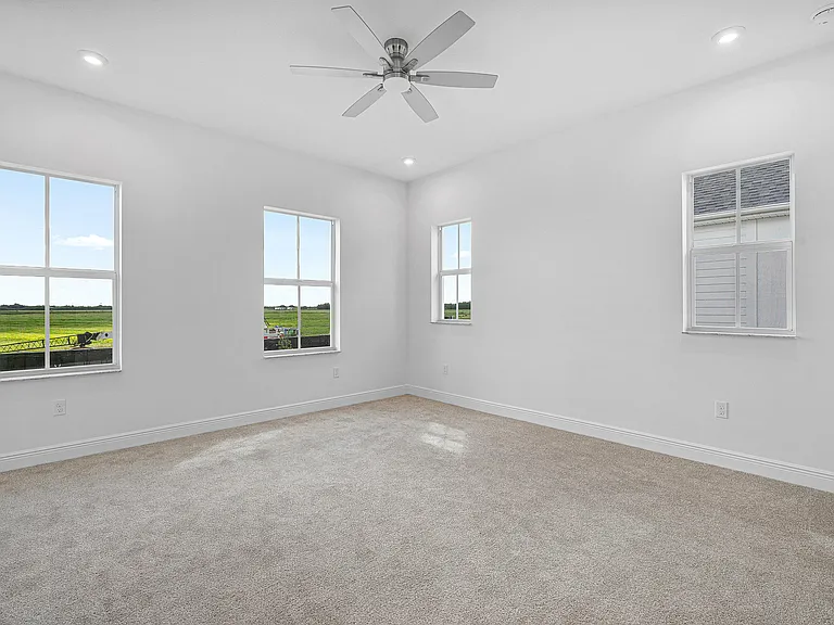 10720 SW Pioneer Pkwy — Photo 38